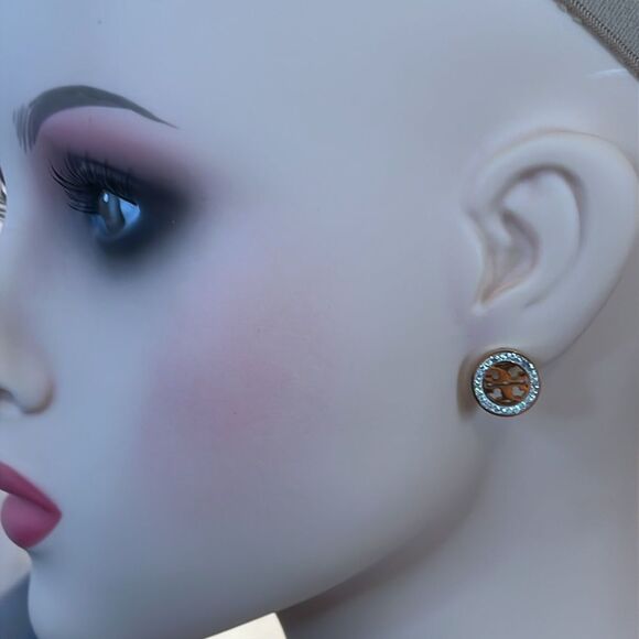 NEW IN BAG TORY BURCH CRYSTAL PAVE STUD EARRINGS AND DUST BAG - Picture 4 of 6